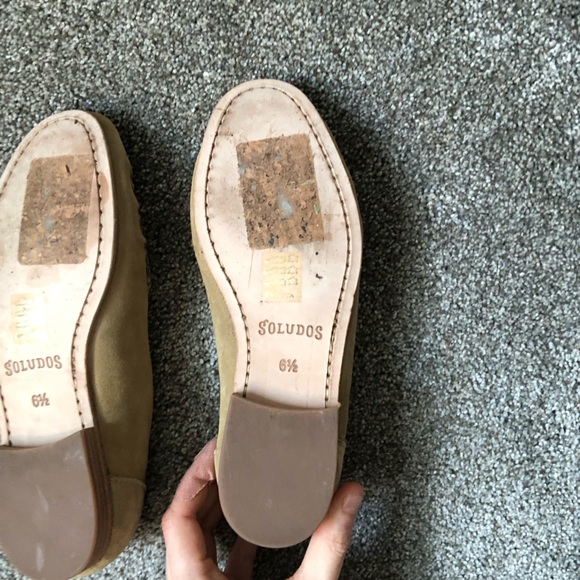 Soludos Embroidered Smoking Suede Loafers in Tan and Red Size 6.5 US Women Shoe - Picture 9 of 15
